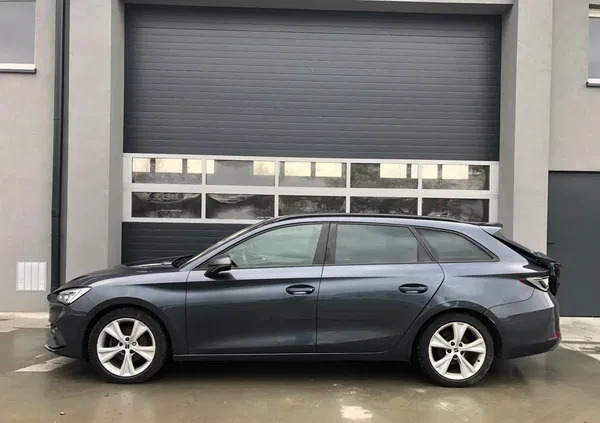 podkarpackie Seat Leon cena 32900 przebieg: 126855, rok produkcji 2020 z Starogard Gdański